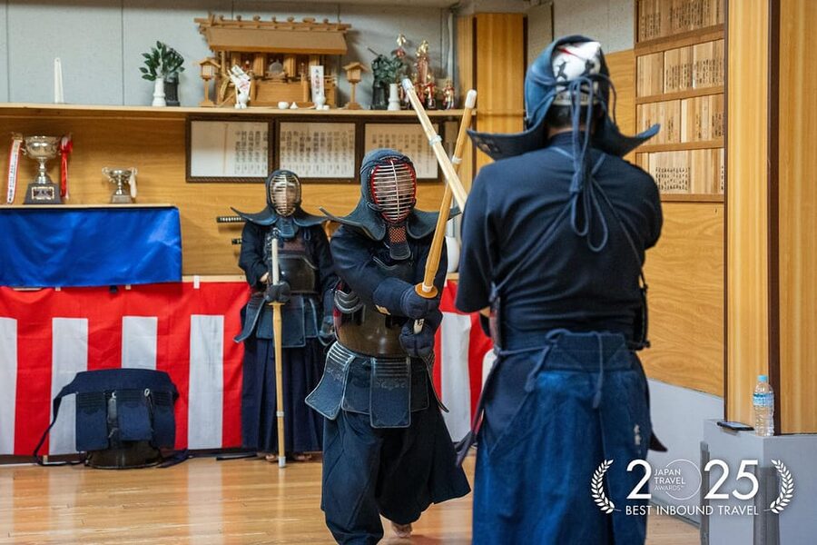 Tokyo: Samurai Kendo Practice Experience - Starting with etiquette, equipment, and basic form