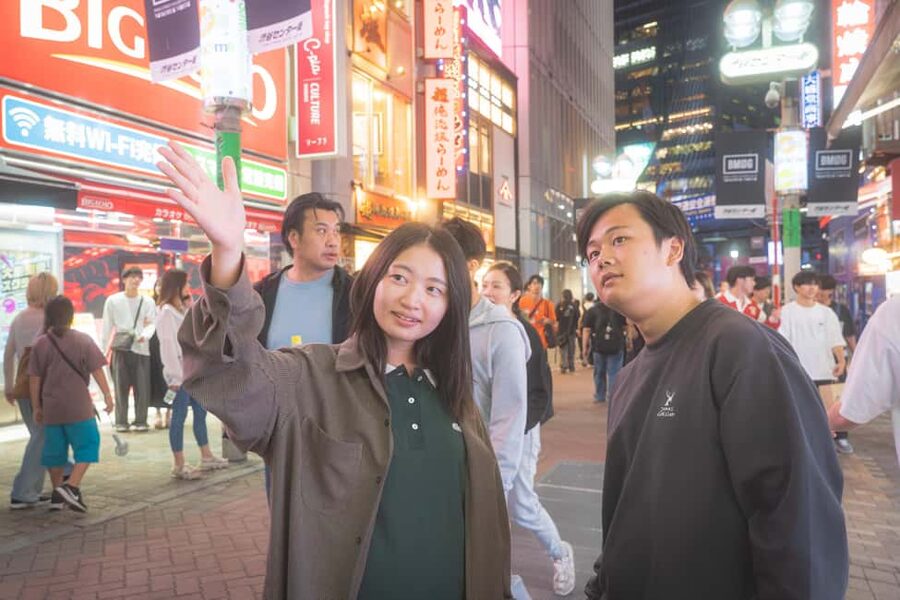Tokyo: Shibuya Bar Crawl - 3 Drinks & Local Foods - - Starting near Shibuya Station
