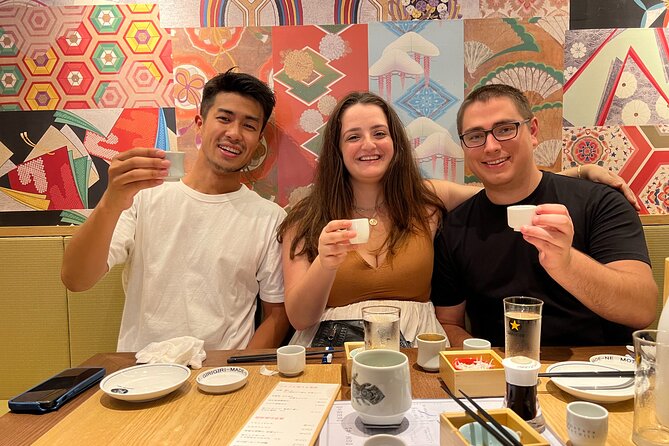 Tokyo: Shibuya Local Bar & Izakaya Crawl Tour - A breather at Miyashita Park