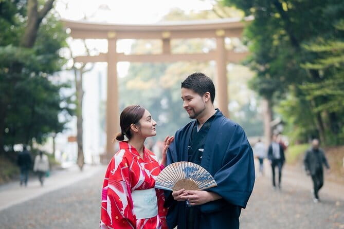 :Tokyo,Shibuya /Meiji Shrine tour in KIMONO/English-friendly - Why a kimono makes Meiji Shrine feel different