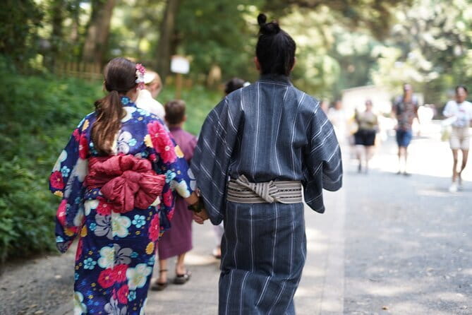 :Tokyo,Shibuya /Meiji Shrine tour in KIMONO/English-friendly - Should you book the SHIBUI kimono and shrine tour?