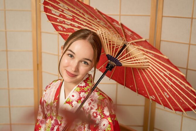 Tokyo, Shibuya: Pro Photography in KIMONO / English-friendly - Choosing a Kimono That Fits Your Photos