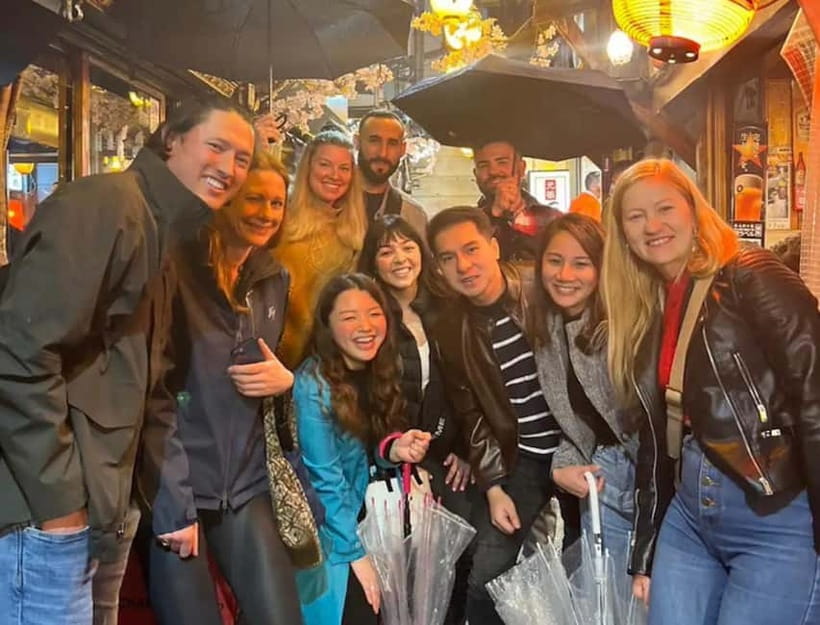 Tokyo: Shinjuku Bar and Izakaya Hopping Tour - Local bars and the everyday side of Tokyo