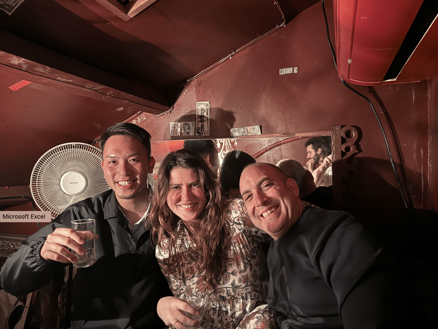 Tokyo: Shinjuku Bar and Izakaya Hopping Tour - Sake tasting and what it adds