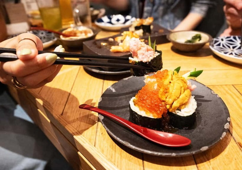 Tokyo: Shinjuku Bar Hopping & Night Walking Tour - Who should book this Shinjuku night walk?