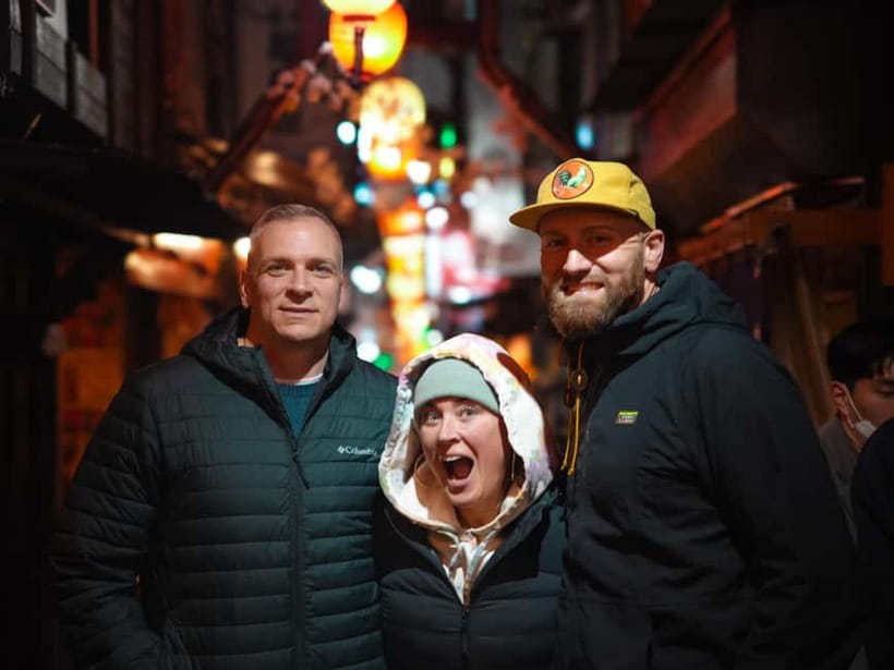 Tokyo Shinjuku Food Tour for Family [1 Group Only] - Seafood and sake in the final Kabukicho stop