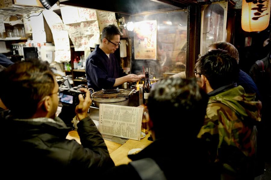 Tokyo: Shinjuku Izakaya Food&Drinking Tour (Local Guide) - Who will enjoy this Shinjuku night out