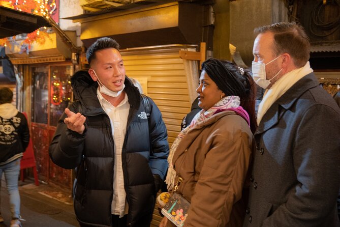 Tokyo: Shinjuku Local Bar & Izakaya Crawl Tour - Sake, karaoke, and the social side of the evening