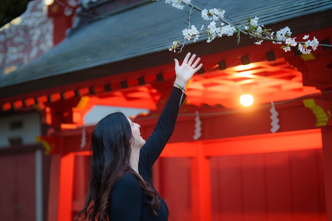 Tokyo Shinjuku Night Photo Tour with Pro Gota - What the photos add to the price