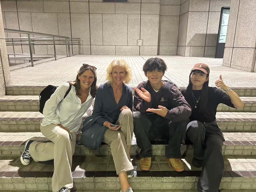 Tokyo: Shinjuku tour with university students in Tokyo - Why this short Shinjuku walk works