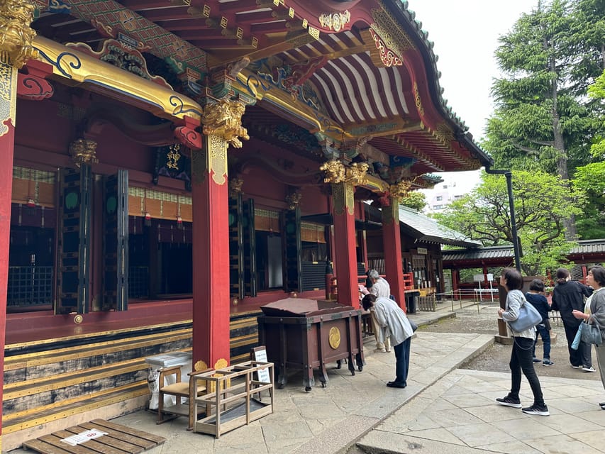 Tokyo:Stroll in Old traditional culture towns~Yanaka & Nezu - Yanaka Ginza, local food, and Sunset Staircase