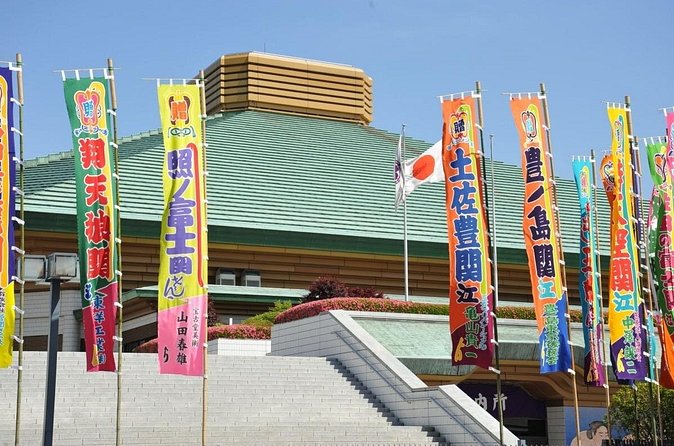 Tokyo Sumo History Tour with Chanko Nabe Lunch - Choosing between the Sumo Museum and two historic stables