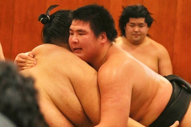 Tokyo Sumo Morning Practice: Viewing & Exclusive Interaction - Why a sumo stable is different from a tournament