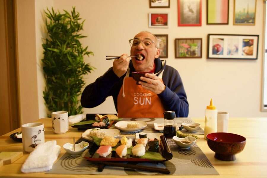 Tokyo: Sushi Making Class - A three-hour sushi lesson in residential Shinjuku