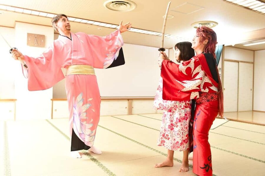 Tokyo: Taishu Engeki Show with Kimono and Sword Lesson - Trying choreographed samurai swordplay
