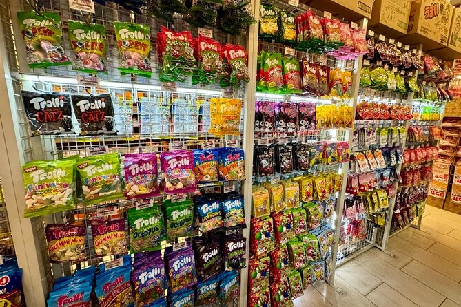Tokyo: Taste the downtown atmosphere and enjoy Japanese culture - Why this Monzen-nakacho walk feels different