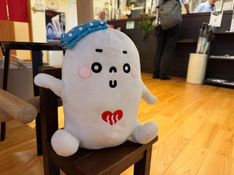 Tokyo: Tattoo-Friendly Public Bath Experience with Guide - Inside the tattoo-friendly bathhouse