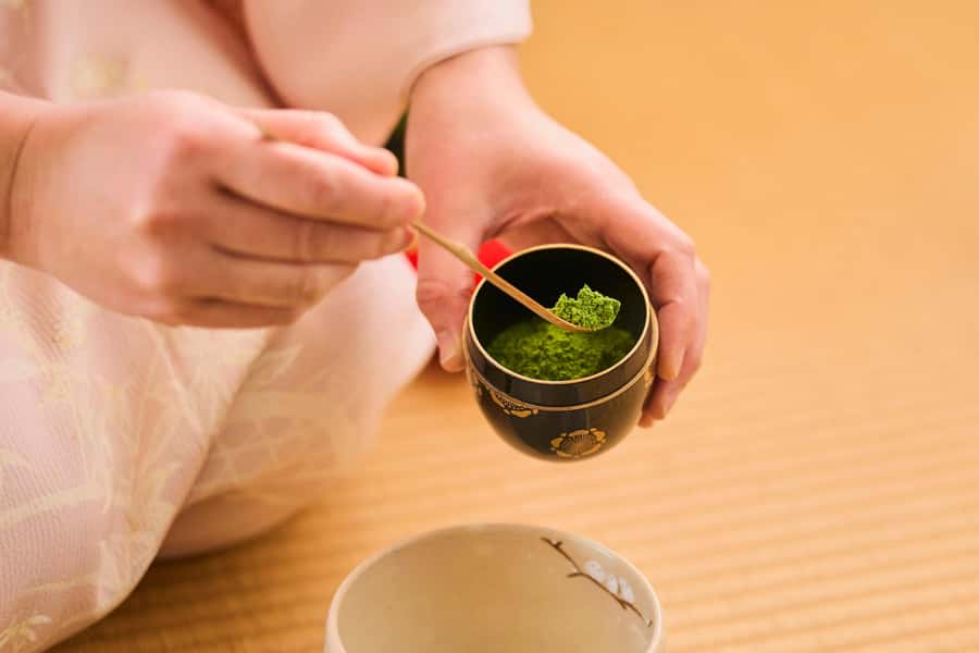 Tokyo: Tea Ceremony & Japanese Traditional Sweets - Making seasonal nerikiri sweets