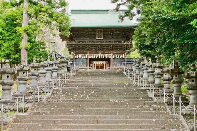 Tokyo: Toshogu Shrine (Nikko Toshogu), Lake Chuzenji, Kegon Falls - Toshogu Shrine and Tokugawa Ieyasu