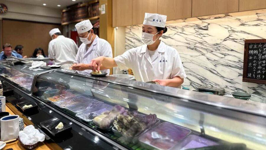 Tokyo: Toyosu Tuna Auction &Tsukiji Market Gourmet Adventure - Who will enjoy this early start?