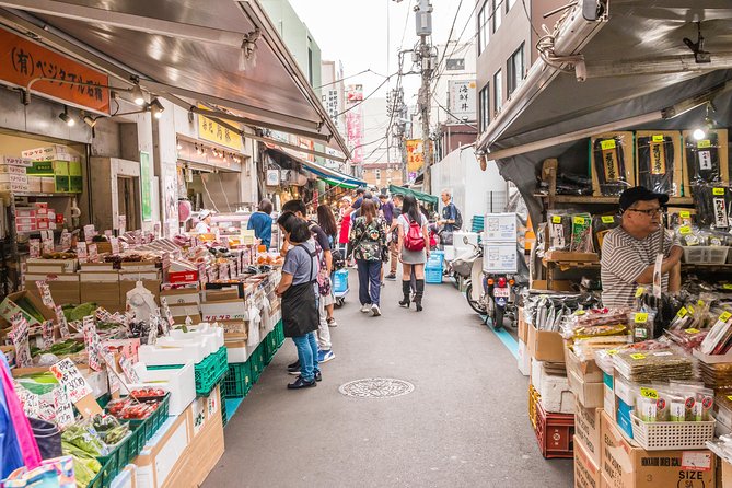 Tokyo : Tsukiji Fish Market Tour with Fresh Sashimi Tasting - Keeping the short itinerary comfortable