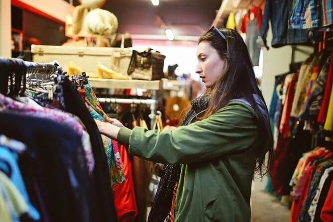 Tokyo : Vintage, Music & Food Tour in Shimokitazawa with a Local - Why Shimokitazawa works so well for vintage shopping