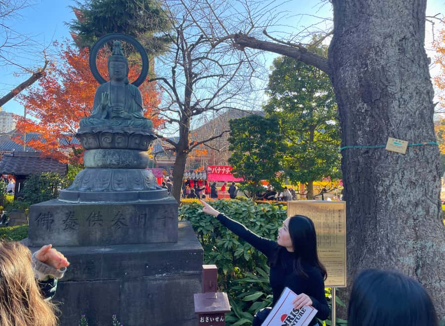 Tokyo : Visite des temples d'Asakusa avec guide français - Why Asakusa is the right place for this tour
