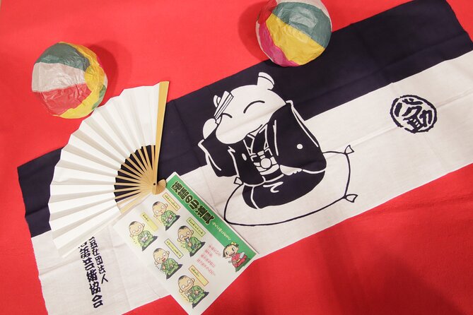 Traditional Japanese Comedy, Juggling & Magic Live Show in Tokyo - Why the English support matters