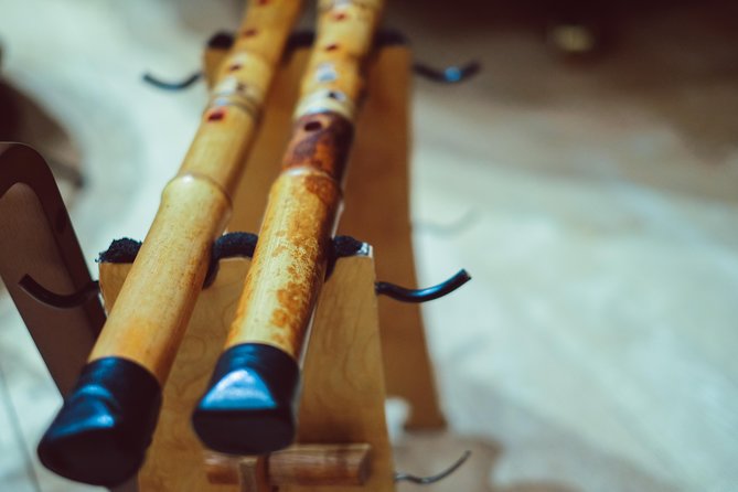 Traditional Japanese Music ZAKURO SHOW in Tokyo - Explanations make the music easier to hear