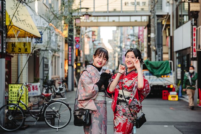 Travel Tokyo with Your Own Personal Photographer - Shinjuku Golden Gai: narrow lanes and a different mood