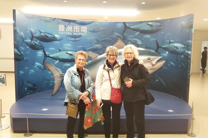 Tuna auction at Toyosu Market with qualified guide and early morning tour of Tsukiji Outer Market - What makes this early market tour worthwhile