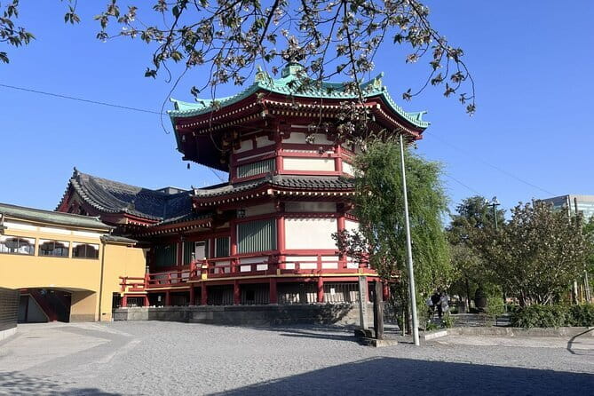 Ueno and Yanaka Culture Art Walking Tour in Old Tokyo - Why Ueno and Yanaka work well together