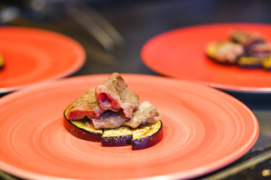 Wagyu Beef & Sake Pairing Foodie Tour in Tokyo - A5 Wagyu on the Ginza teppan