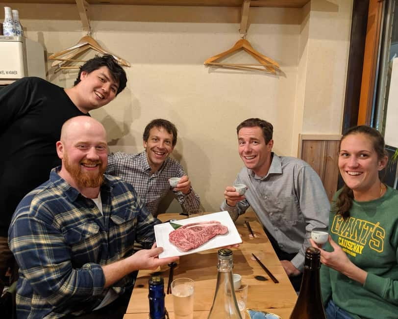 Wagyu & Sake 8 Course Tasting Dinner in Shinjuku - Tasting the wagyu in several preparations